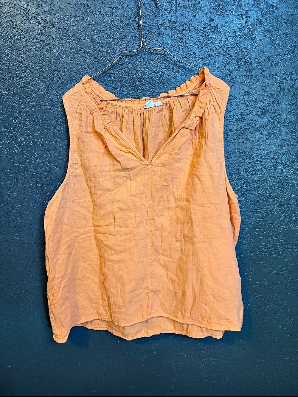 Gap Sleeveless Tank Top in Orange